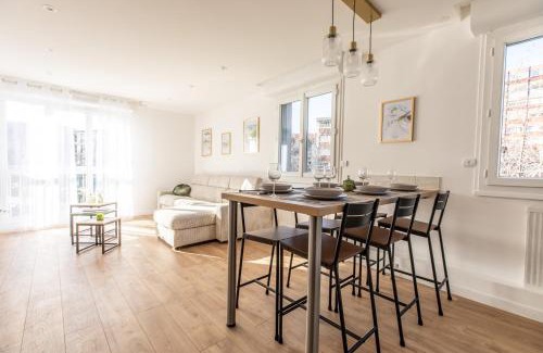 Blatin Apartment | Magnifique F3 -Galaxie- tout équipé