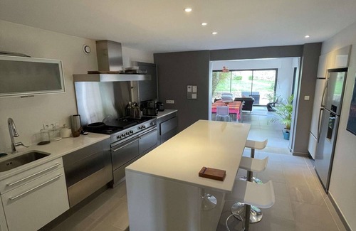 Vannes House | Magnifique Maison Avec Piscine Port de Vannes 8per