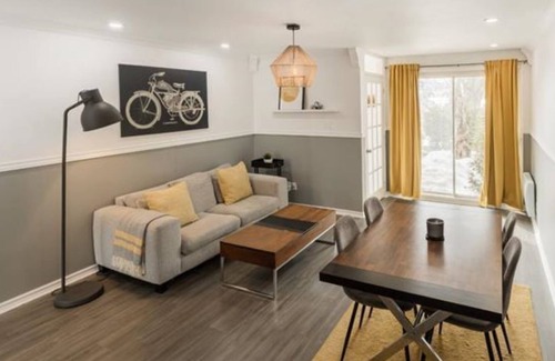 Laval House | Magnifique propriété à louez, superbe secteur!!