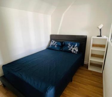 Vaux-sur-Seine Apartment | Magnifique studio rénové en juin 2025 au centre ville de Vaux-sur-Seine