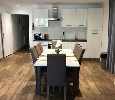 Saint-Nectaire Apartment | Magnifique T4 avec terrasse à Saint-Nectaire - 8 pers