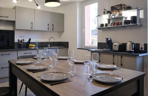 Limoux Apartment | Magnifique*T4*centre ville*WIFI*Billard*Netflix*