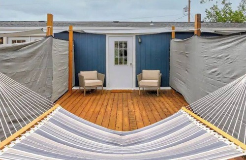 Cardinal Hills Estates Apartment | Magnolia 1 bedroom private unit with private patio