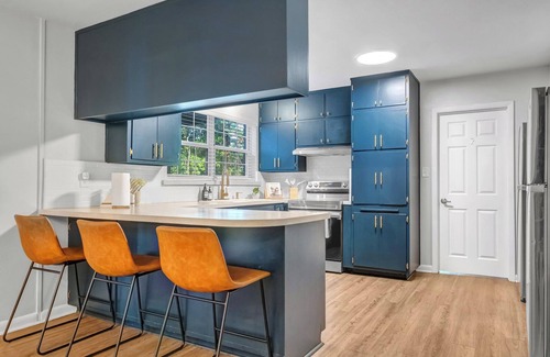 Tallahassee House | MAGNOLIA BARN 7-8 Bedrooms 8+ Parking Spots 2 Miles from FSUCapitol