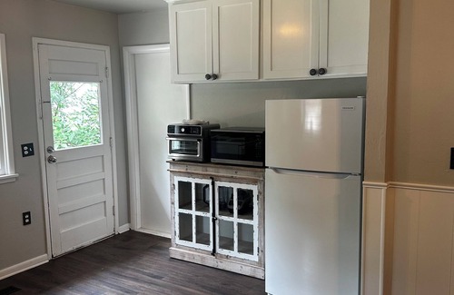 Norman House | Magnolia - Charming 4-bedroom home - pets allowed