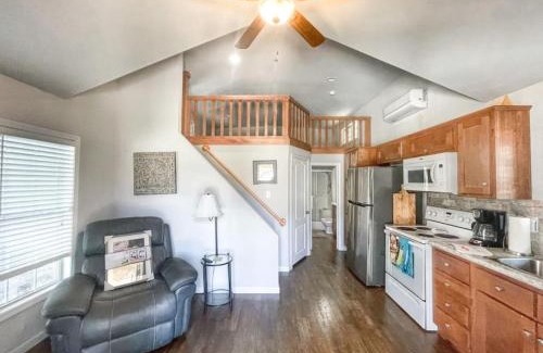 New Braunfels Apartment | Magnolia Creek Haus on River Road
