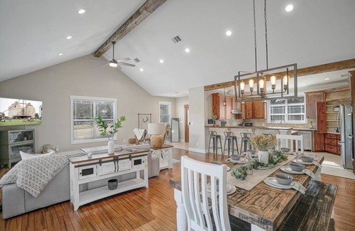 Waco Other | Magnolia Farmhouse Game Room Countryside Stay On 4 Acres