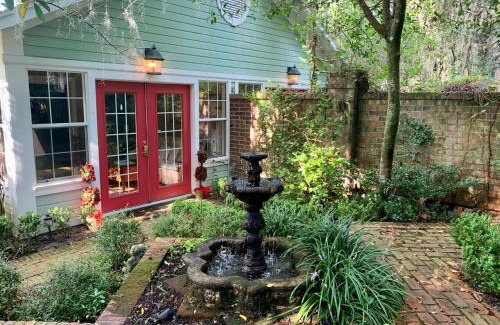 Gainesville Bed & Breakfast | Magnolia Plantation & Cottages