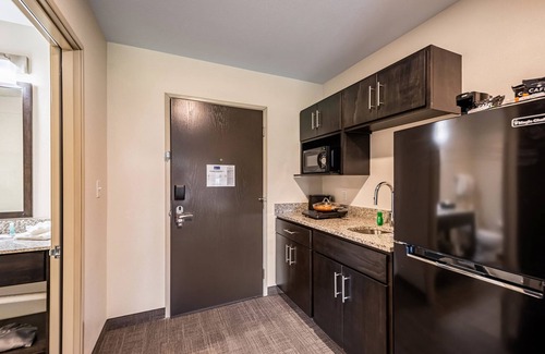 Fruitville Hotel | Magnolia Pointe, BW Signature Collection