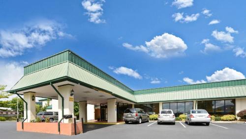 Covington Hotel | Magnuson Hotel Mountain View