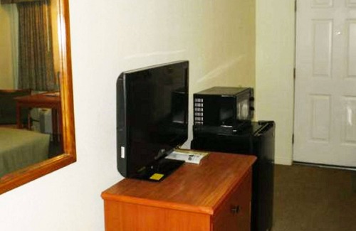 Ely Hotel | Magnuson Hotel Park Vue