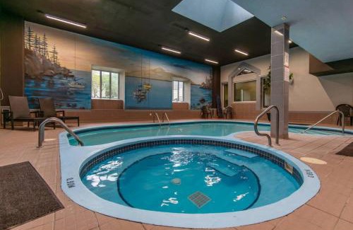 Magog Apartment | Magog Waterfront Studio 106