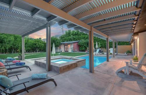 Tahquitz River Estates House | Mags Mountain View - Meredith Lodging