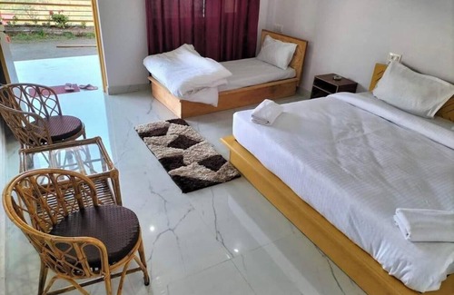 Guptkashi Hotel | MahaGauri Hotel & Resort