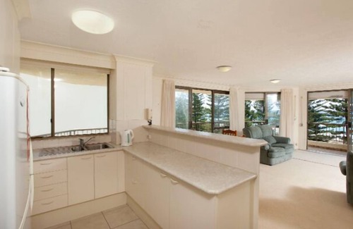 Burleigh Heads Apartment | Mahana Burleigh - Unit 5