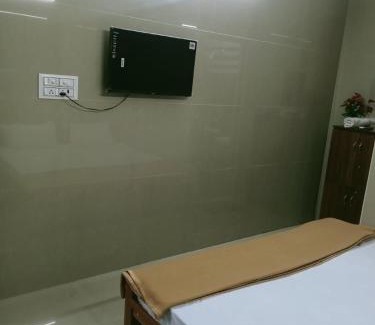 Bhavanipuram House | Mahilagam rooms & stays