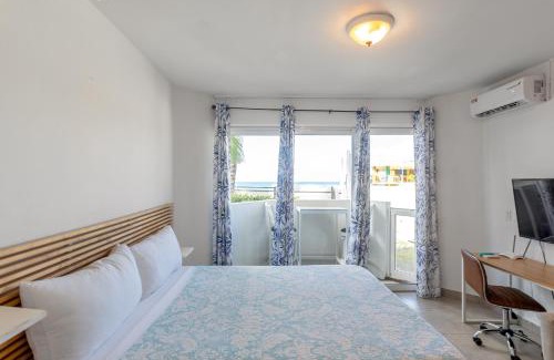 Maho Apartment | Maho Beach House - Petite Studio - Beach Access