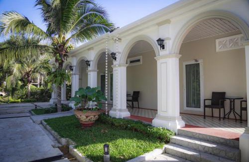 Mai Khao House | Maikhao Home Garden Bungalow