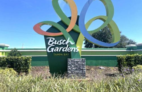Temple Crest House | Main Attraction is a Renovated 3 BR Pet Friendly Home with Fenced Yard just Minutes Away From Busch Gardens & USF