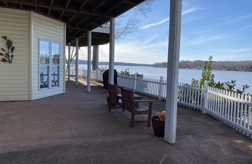 Macon House | Main Lake Luxury and spectacular panoramic views! Sleeps 8!