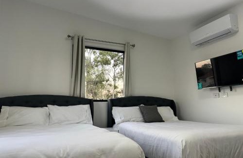Beenleigh Hotel | Main Residences
