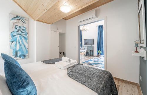Se Apartment | Main Street Apartments by Raspberry Cascade