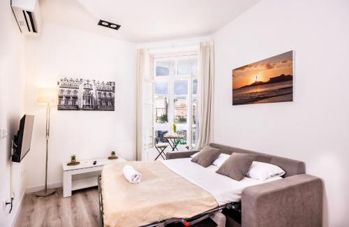 Diputacion de Cartagena Casco Apartment | Main Street Suite & Views , by CartagenaSpain