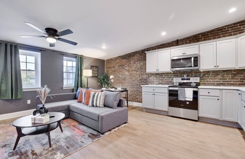 Stroudsburg Apartment | Main Streets Finest Pt. 4