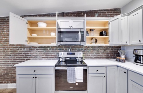 Stroudsburg Apartment | Main Streets Finest Pt. 4