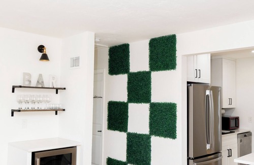 St. Petersburg - Clearwater House | MainCasa- Plunge Pool+Dog Run