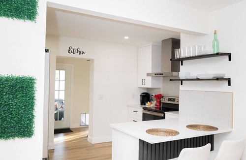 St. Petersburg - Clearwater House | MainCasa- Plunge Pool+Dog Run