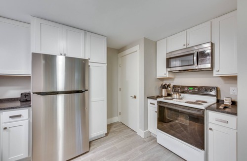 Saco Apartment | Maine Escape w/Grill, Near Skiing & Hiking!