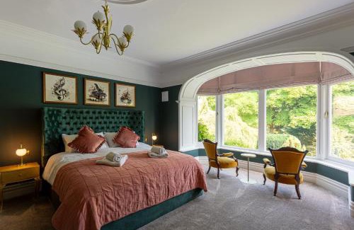 Giggleswick House | Mainsfield House - Luxury group accommodation
