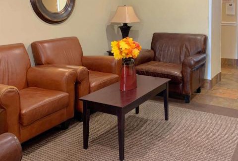 Addison Hotel | MainStay Suites Addison-Dallas