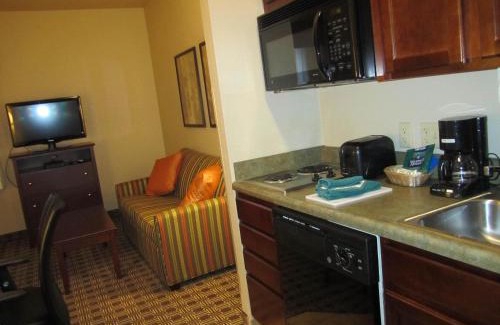 St. Robert Hotel | MainStay Suites St Robert - Fort Leonard Wood