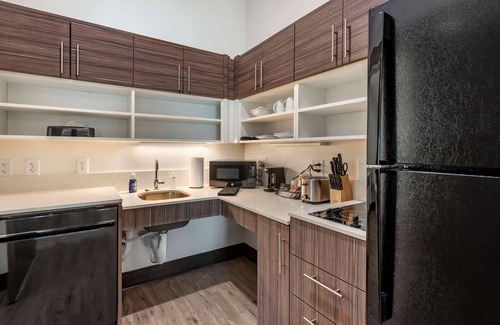 Colorado Springs Hotel | MainStay Suites Colorado Springs East - Medical Center Area