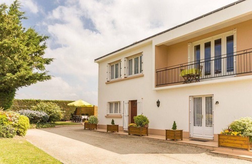 Saint-Hilaire-de-Chaleons House | Maison Gaillarderie