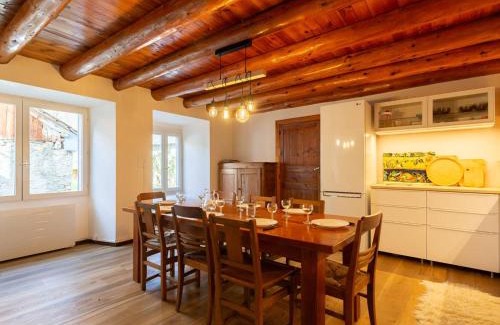 Peyragudes House | Maison à Génos pour 8, proche lac, jardin et poêle à bois - FR-1-695-73