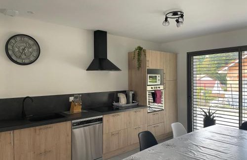La Chevillotte House | Maison à la campagne en chanvre