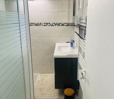 Peymeinade Villa | Maison 2 P- Peymeinade lotissement avec Piscine