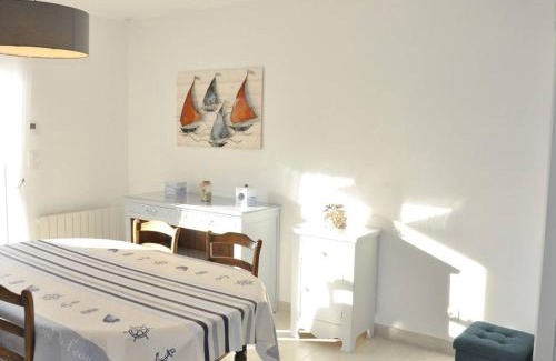 Trebeurden House | Maison 3* à Trébeurden, proche mer, jardin, rénovée, 3 ch, 2 sdb, BBQ, parking - FR-1-368-93