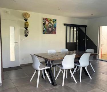 Saint-Sauveur-d'Aunis Villa | Maison 3 chambres avec piscine proche La Rochelle