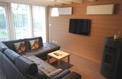 Froidchapelle House | maison 3 chambres à 200 m de la plage des Lacs de l Eau d Heure