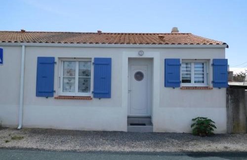 LʼAiguillon-sur-Mer House | "Maison 5 personnes près du Port et du centre, proche plage, jardin et terrasse, L'Aiguillon-sur-Mer" - FR-1-476-84