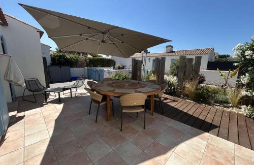 Noirmoutier-en-l'Ile House | Maison 5 pièces, 8 couchages, proche plage et port, terrasse plein sud, ménage inclus - FR-1-224B-236