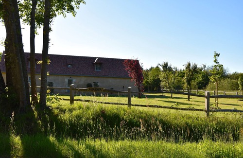 Bazouges-sur-le-Loir House | Maison 8 Couchages en Pleine Nature 2500m2 Jardin