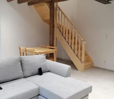 La Fontaine-Saint-Martin House | Maison au cœur de la foret