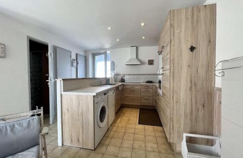 La Gueriniere House | Maison agréable proche plage et bourg, 6 couchages, terrasse et équipements complets, La Guérinière - FR-1-224B-42