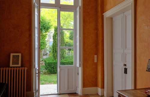 Chartres Apartment | Maison Ailleurs