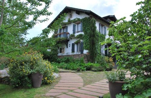 Sare Bed & Breakfast | Maison Aretxola